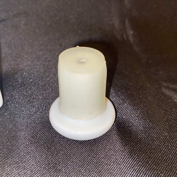 VTG Xcell Porcelain Cruet - Picture 4 of 8